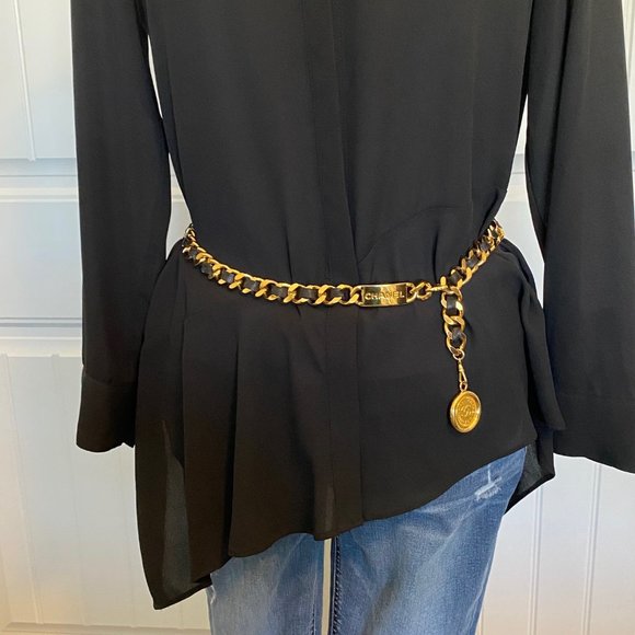 Chanel Vintage Gold-Tone and Leather Chain Belt